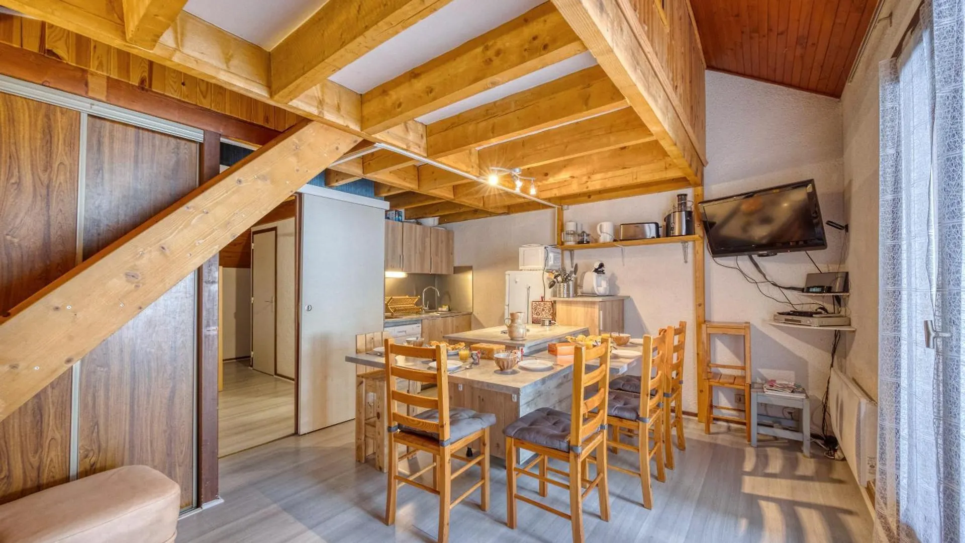 HuezLes Balcons De La Sagne - Au Pied Des Pistesアパートメント アパート Huez